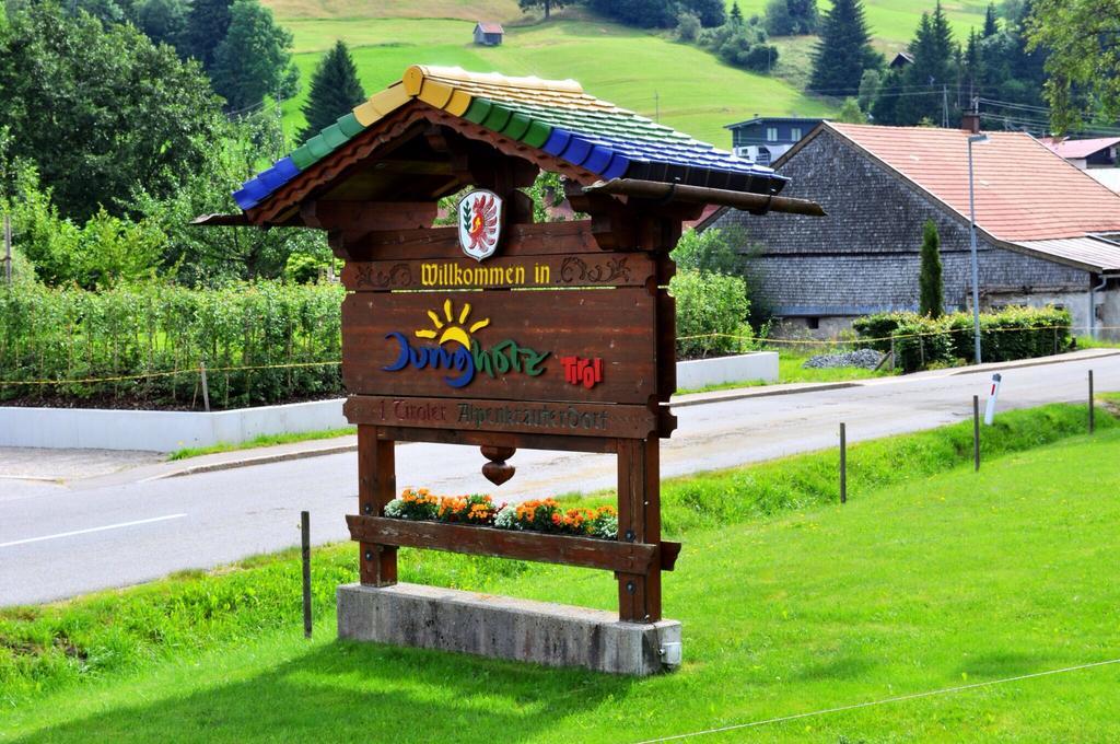 Bergquell Tirol Apartment Юнгхолц Екстериор снимка